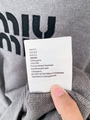 MIUMIU SWEATER STYLE 706