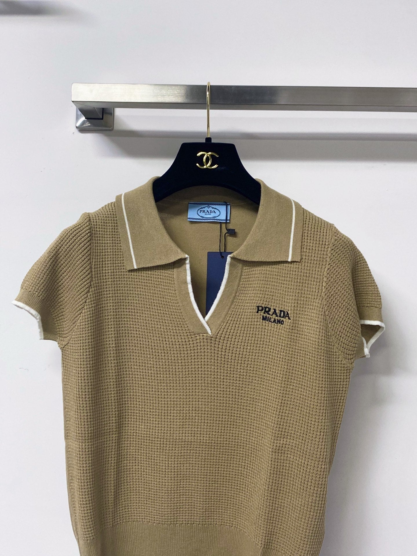 PRADA 26S SHORT-SLEEVE KNIT TOP STYLE 947