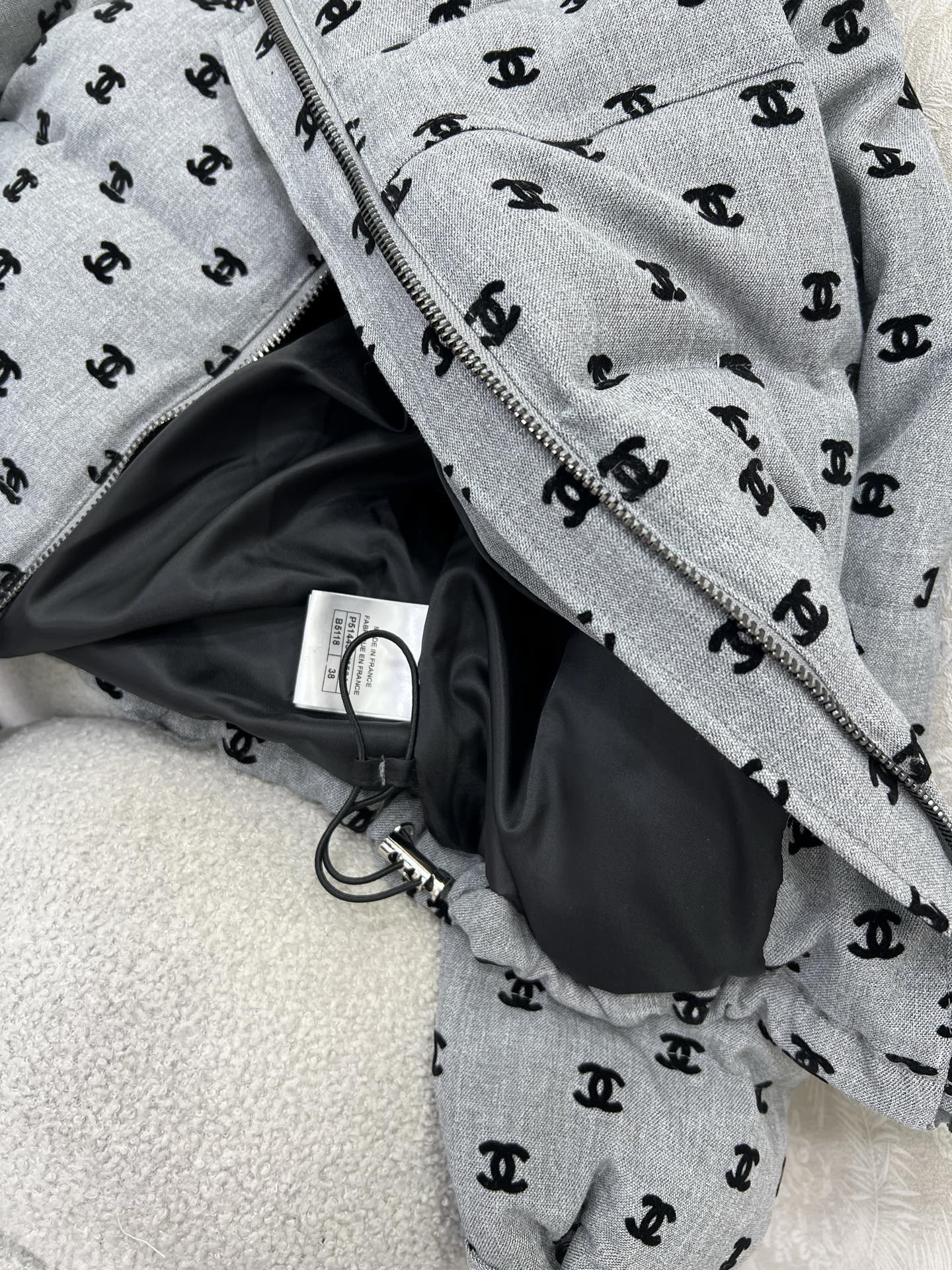 CHANEL 25S DOWN JACKET 310