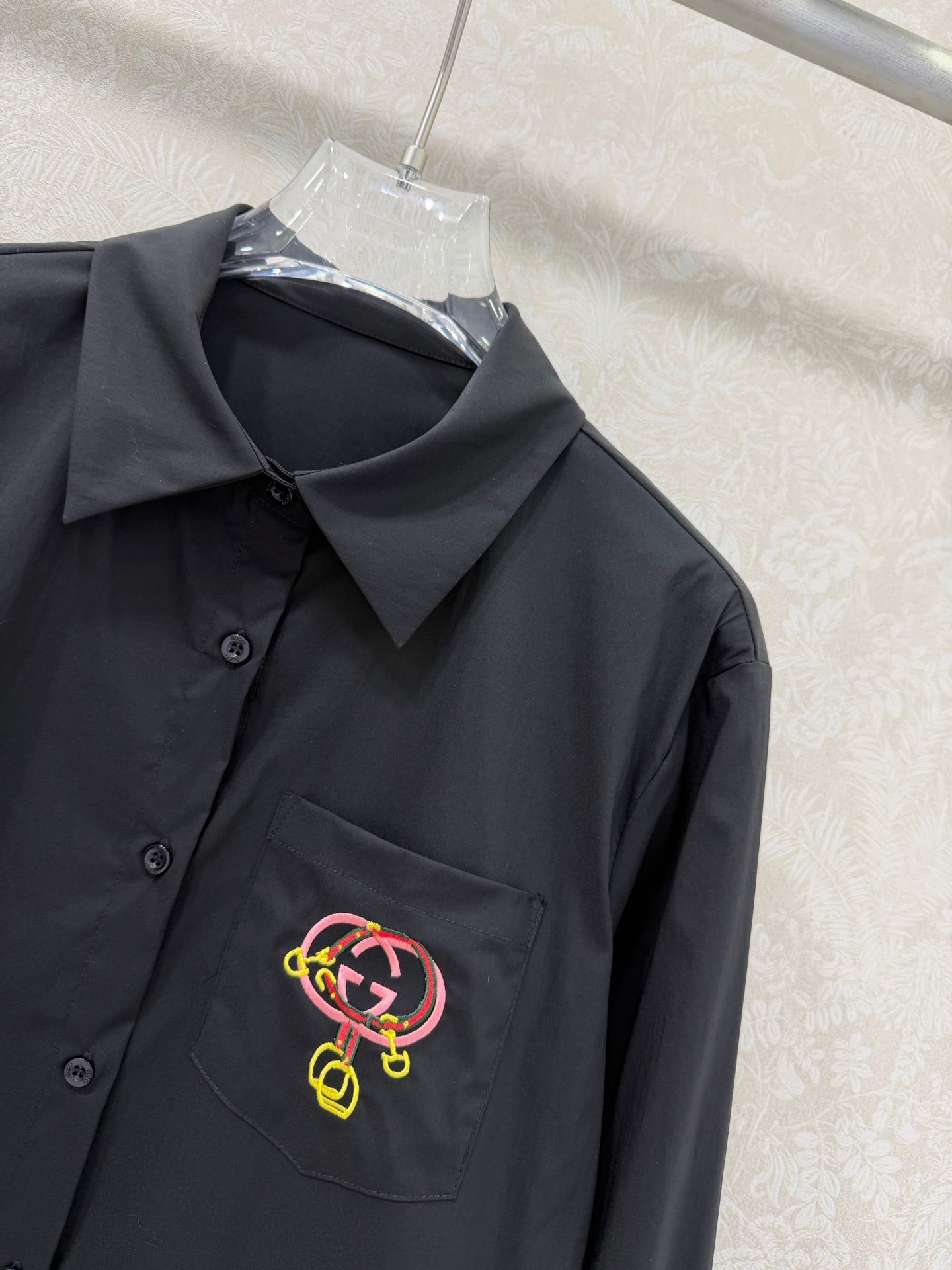 GUCCI 26S LONG-SLEEVE COLLARED SHIRT 388