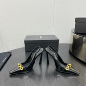 GOLD CHAIN ATTACHED HIGH SLINGBACK IN BLACK GLOSSY CALFSKIN
