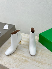 KNOT ANKLE BOOT IN WHITE CALFSKIN WITH GOLD METAL HEEL 9 CM