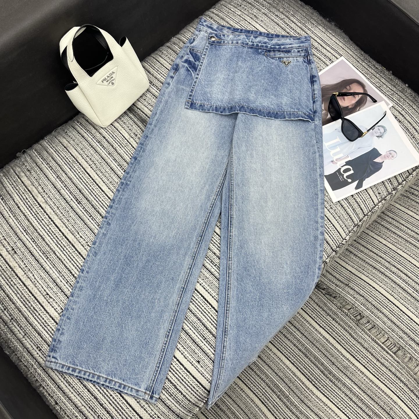 PRADA 26S WIDE-LEG JEANS 1059