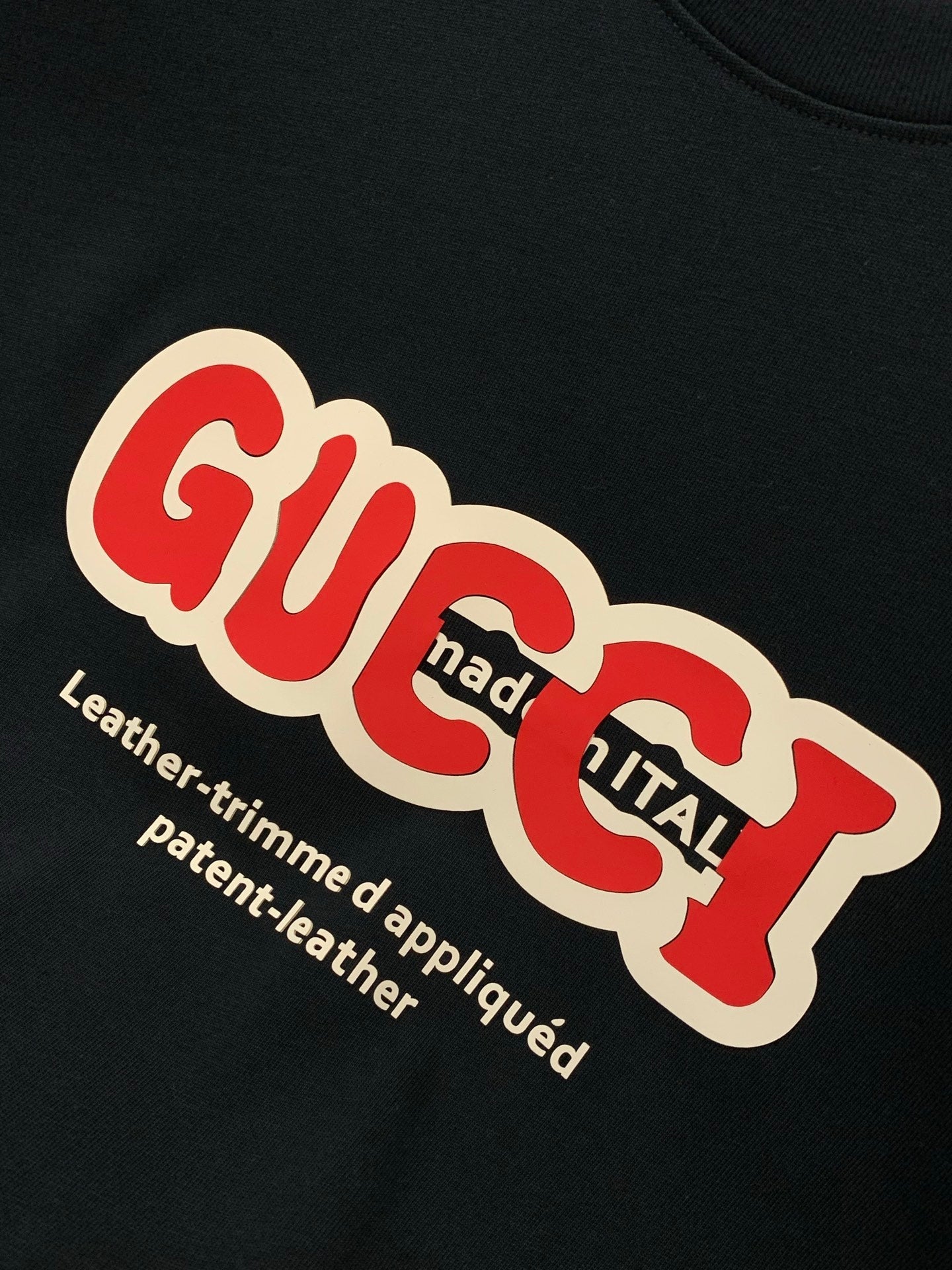 GUCCI 26S SHORT-SLEEVE CREWNECK T-SHIRT 410