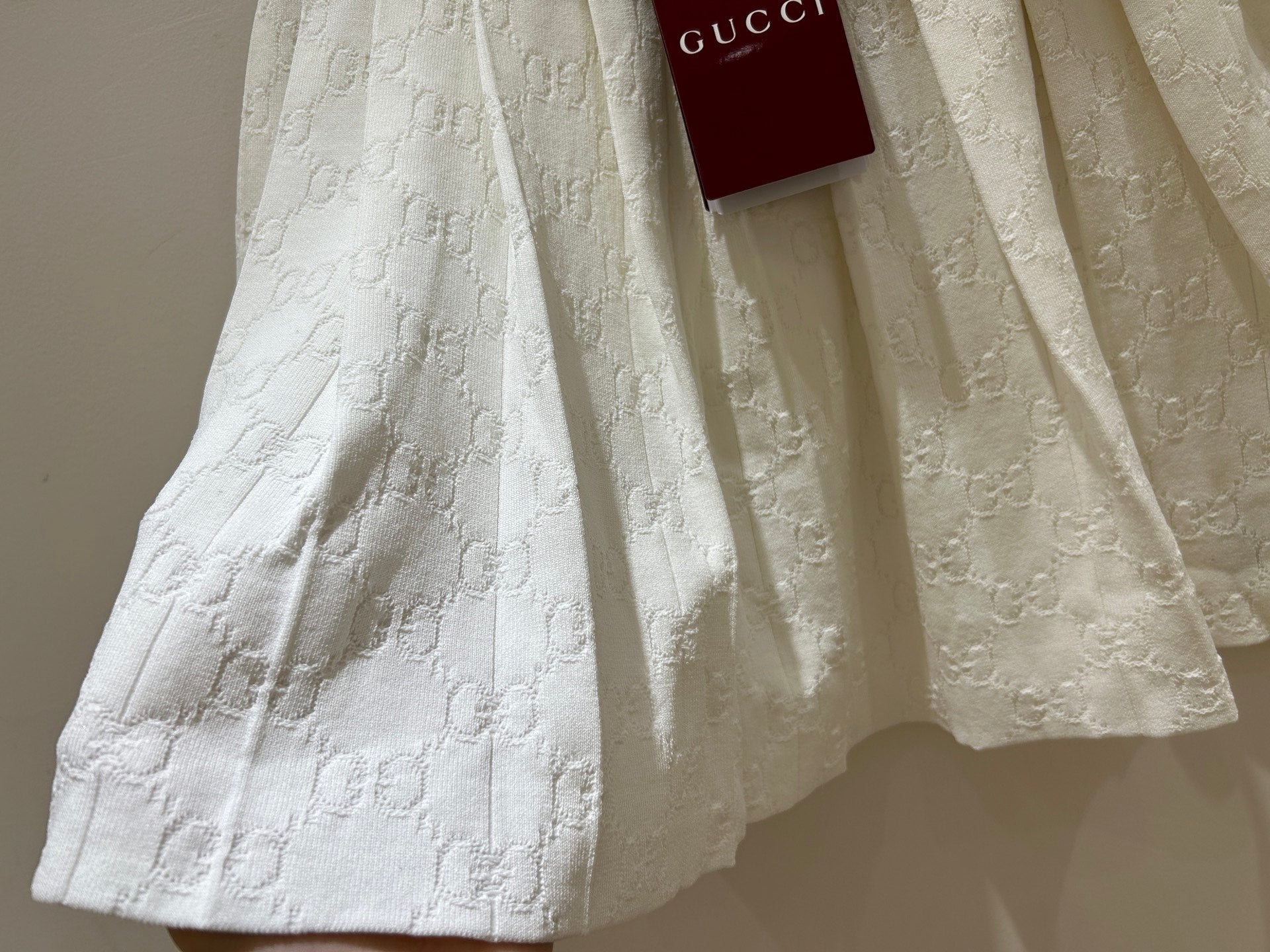 GUCCI 26S PLEATED SKIRT 377