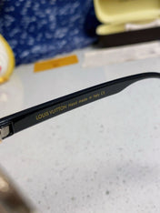 PILOT SUNGLASSES 571635 IN GOLD METAL BLACK LENSES MONOGRAM LOGO