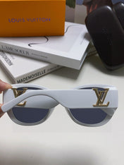 ICON CAT EYE SUNGLASSES 570248 IN WHITE ACETATE