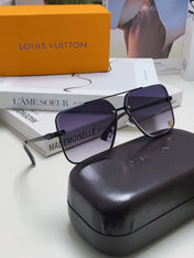 SQUARE SUNGLASSES 570266 IN BLACK METAL LOGO ON LENS