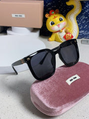 GLIMPSE SQUARE SUNGLASSES 554617 IN BLACK ACETATE BLACK LENS