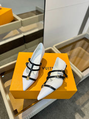 HIGH PUMP 5 CM TRIPLE-STRAP IN WHITE CALFSKIN WITH BLACK STRAP