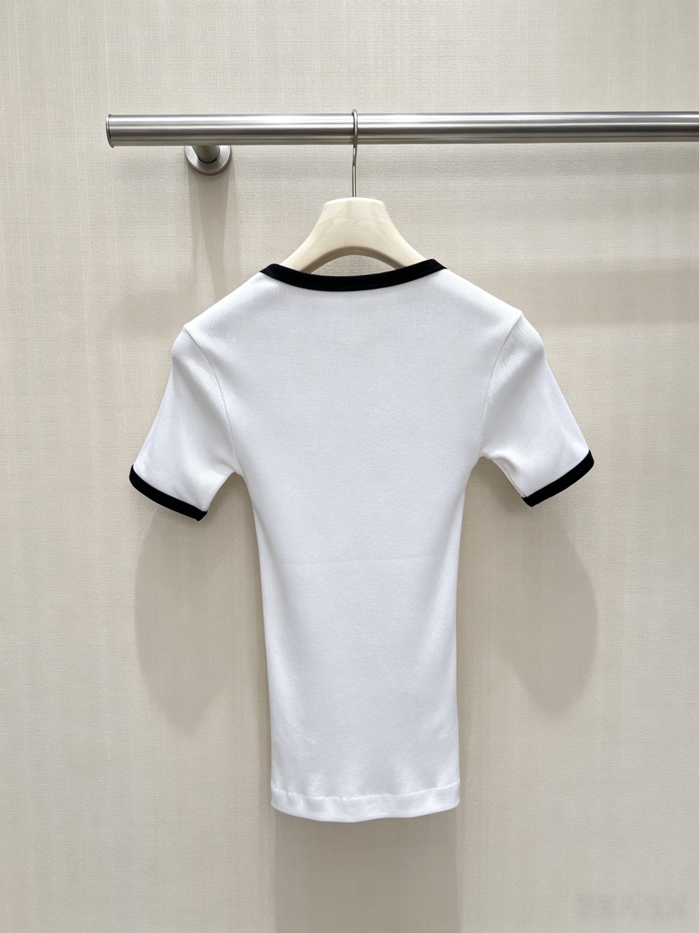 PRADA 26S SHORT-SLEEVE T-SHIRT 1048
