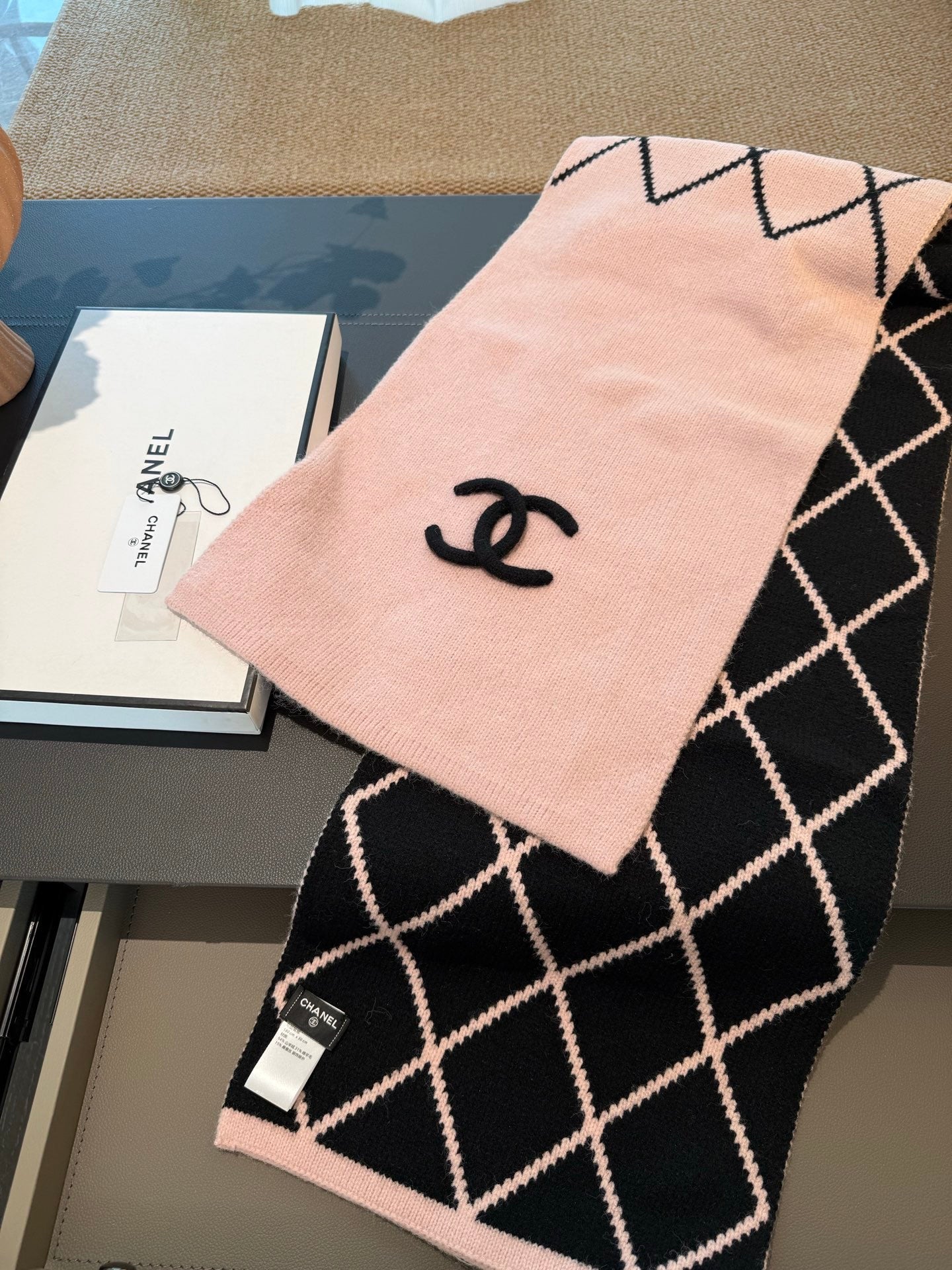 CHANEL 25S SCARF 180 CM IN WOOL CASHMERE 943030