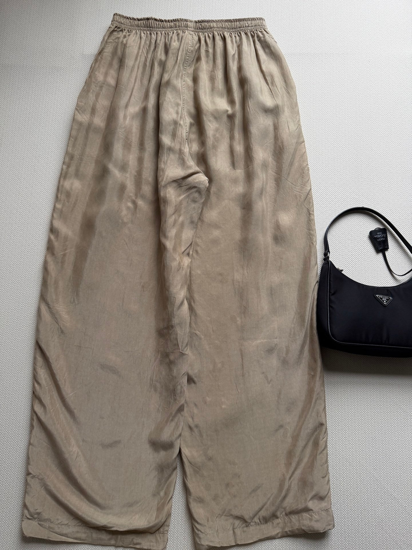 PRADA 26S WIDE-LEG PANTS STYLE 952