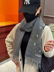 LV SCARF 180 CM IN CASHMERE 730576