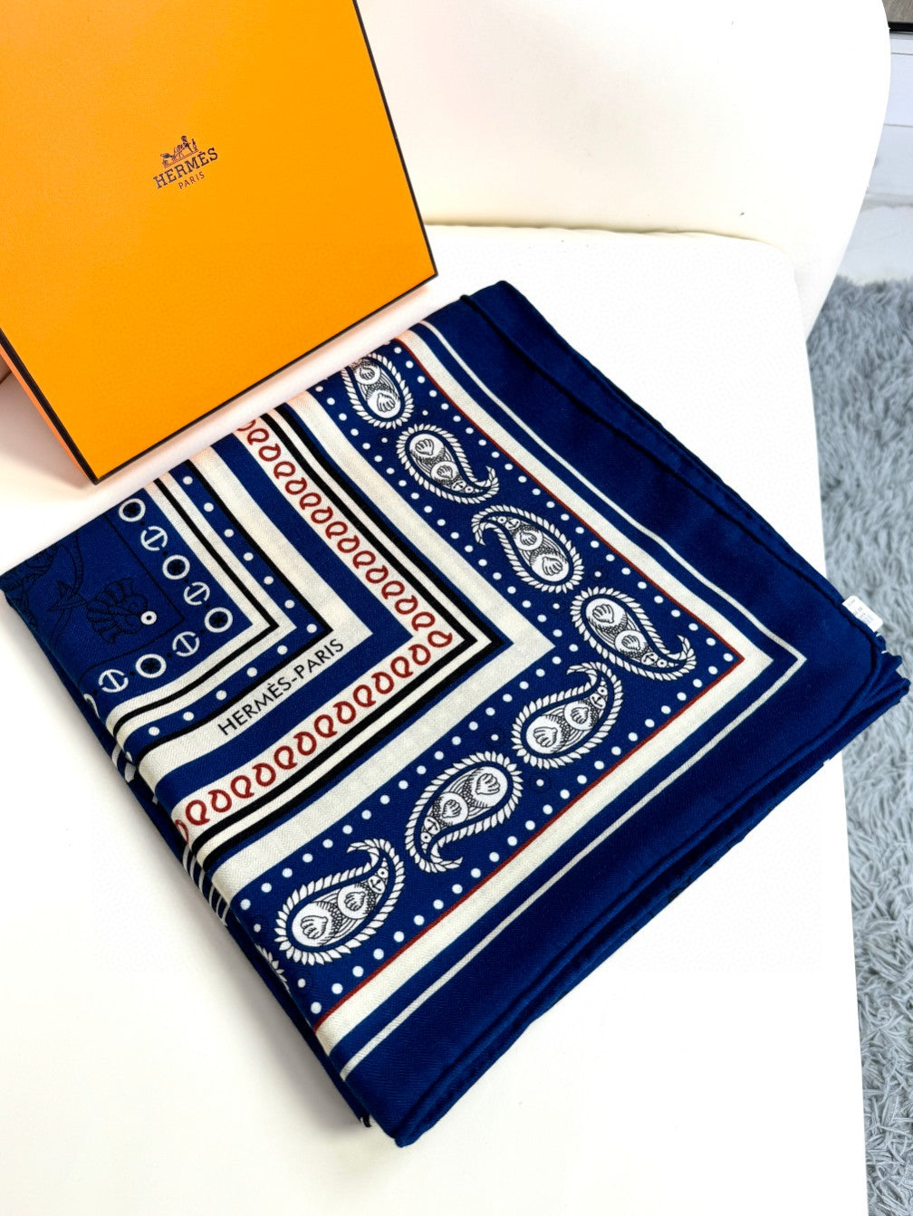 HERMES 25S SCARF 135 IN CASHMERE SILK 729040