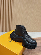 LV WOMEN CHELSEA BOOT IN BLACK MONOGRAM CALFSKIN