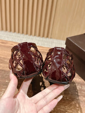 ALAIA MESH BALLET FLATS 25S IN DARK RED LAMBSKIN