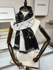 CHANEL 25S SCARF 195 IN CASHMERE 880355