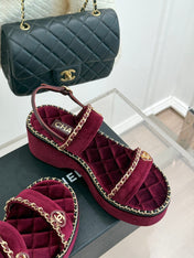THICK-SOLED CHAIN HEART SANDAL IN PLUM PURPLE VELVET