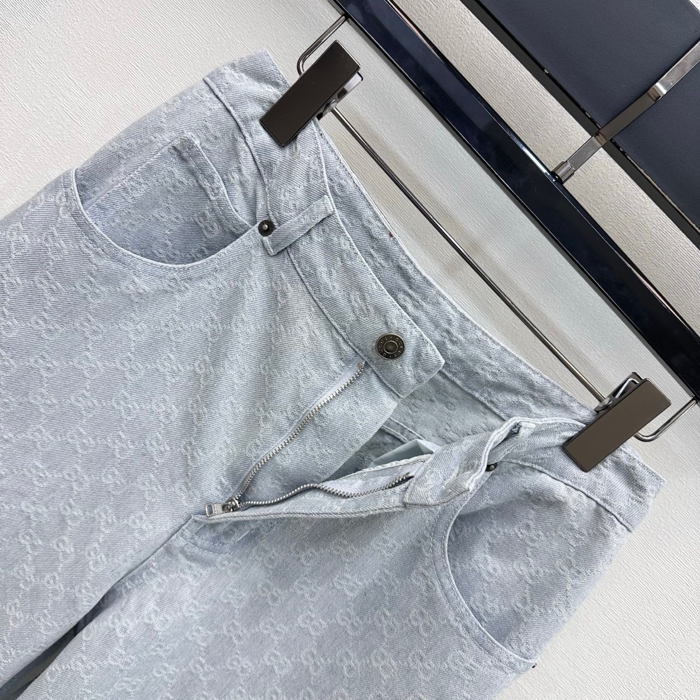 GUCCI 26S STRAIGHT-LEG JEANS 448
