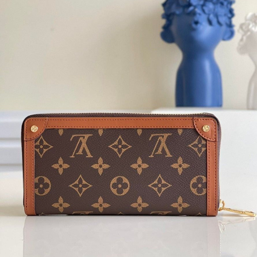 m80558_lv_monogram_zipper_long_1673364066_a3ffaebc_progressive_9282539a-1cb1-4a6f-be5f-dddd73d3bdc8.jpg